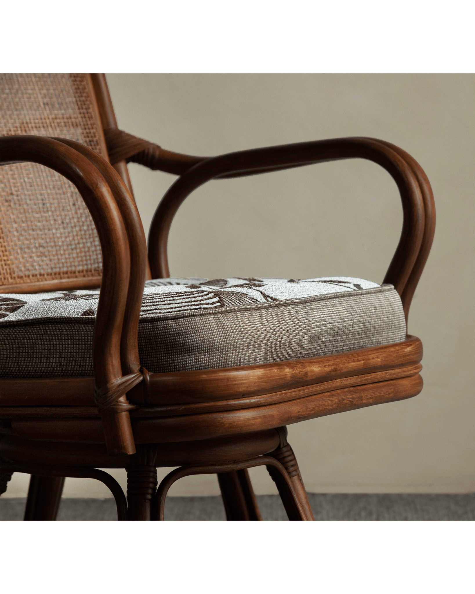 Ray Mini Rattan Swivel Chair - ZM Home