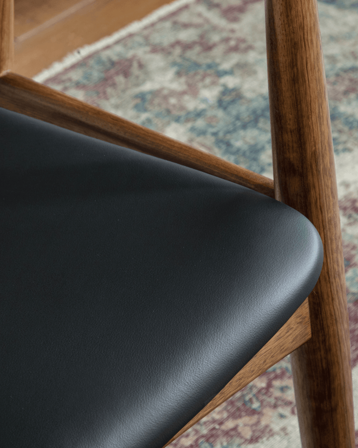 CH34 Yoke Chair - ZM Home