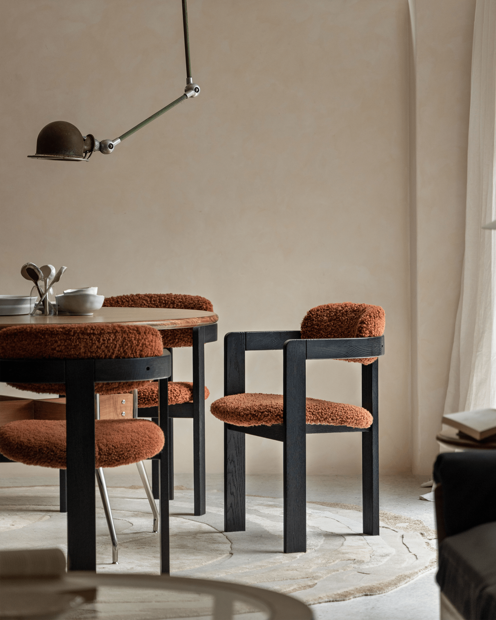 Pamplona Shearling Chair - ZM Home