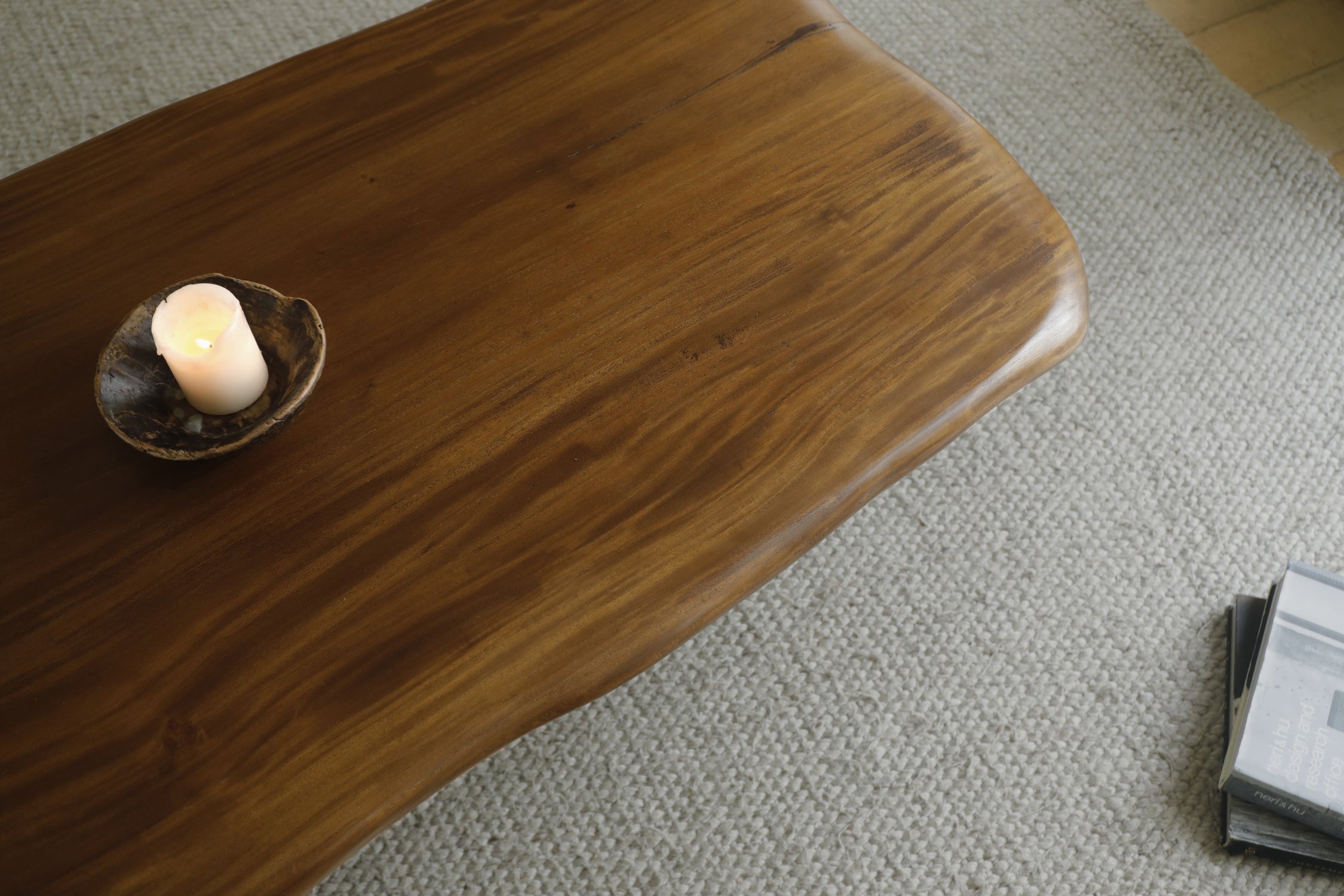 Mesa Coffee Table