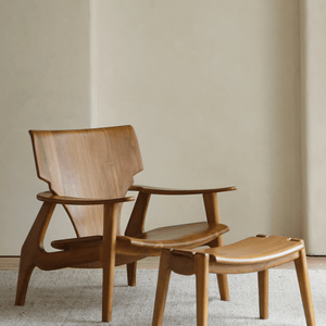 Zen Armchair with Footrest - Ergonomic design, light brown wood, ideal for relaxation and comfort