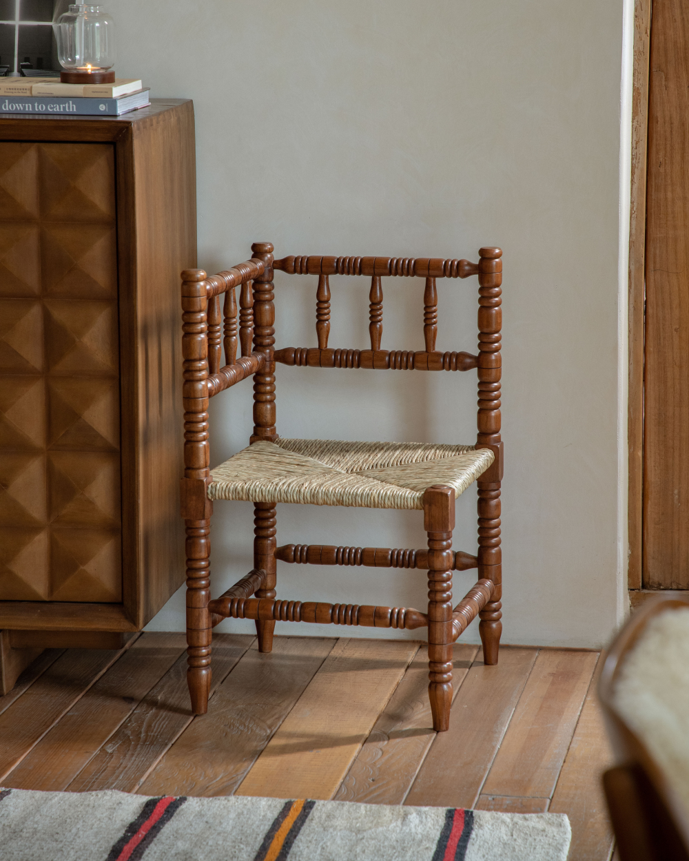 Bobbin Corner Chair - French Vintage design, wooden frame with woven seat, durable Indonesian Teak