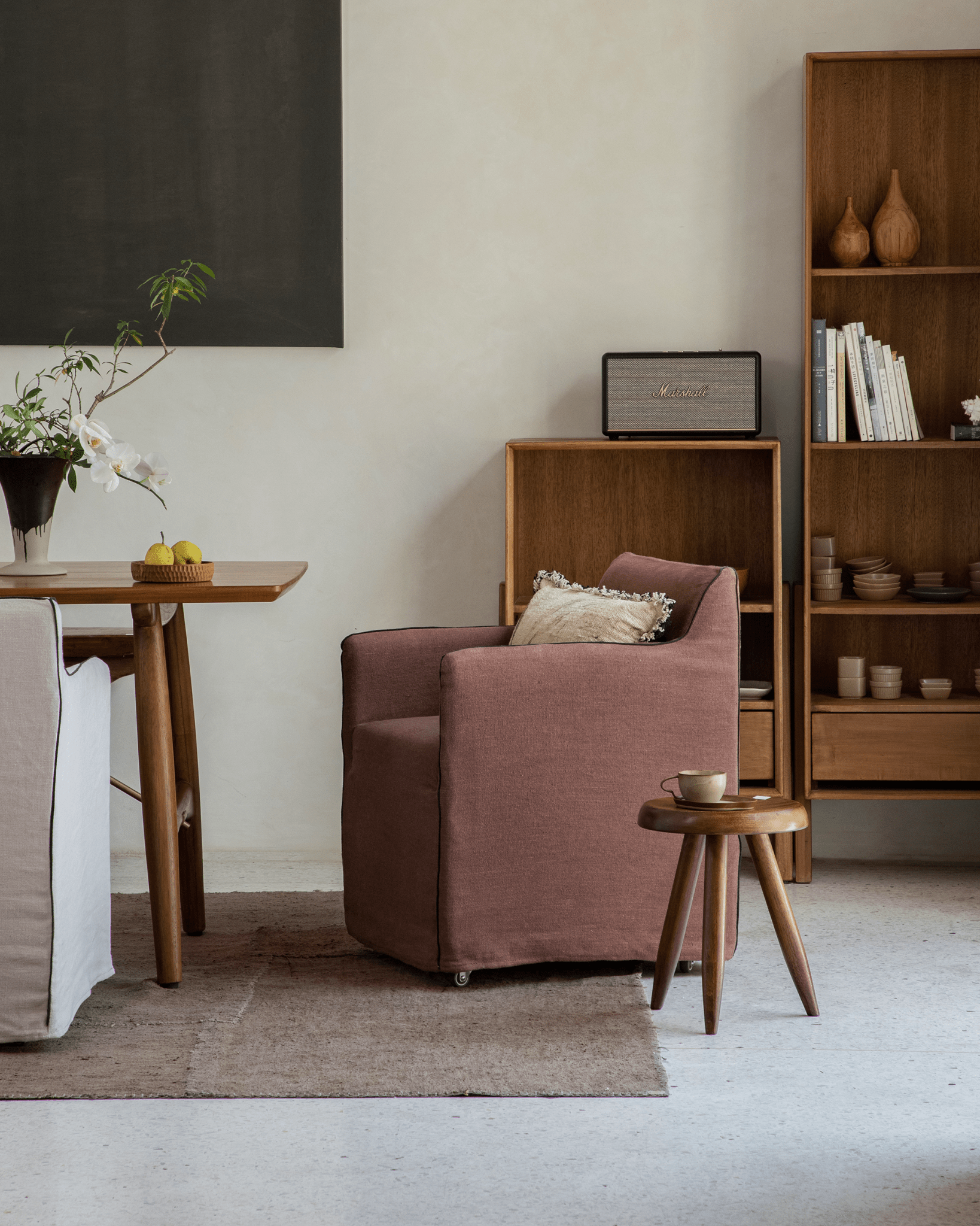 Ducy Linen Slipcover Chair - ZM Home