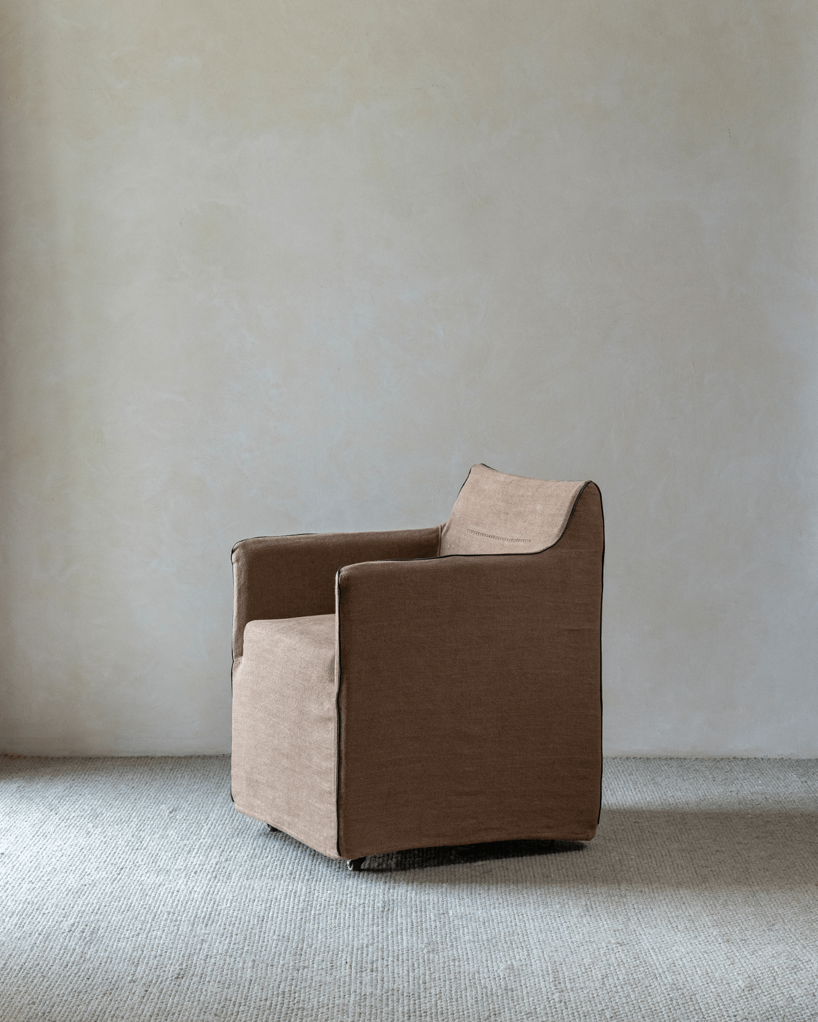Ducy Linen Slipcover Chair - ZM Home