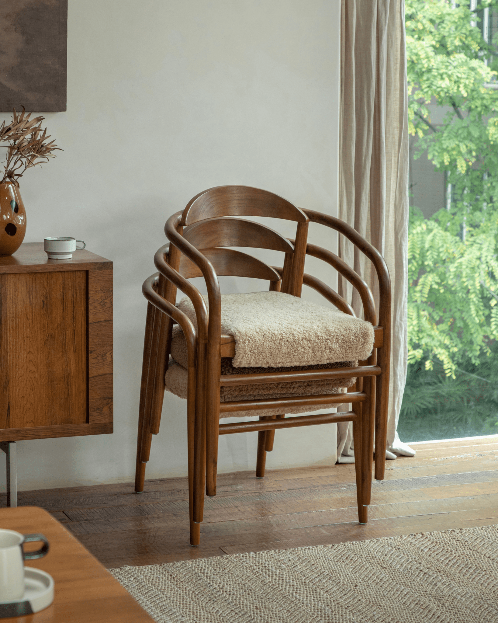 Crescent Shearling Chair - ZM Home