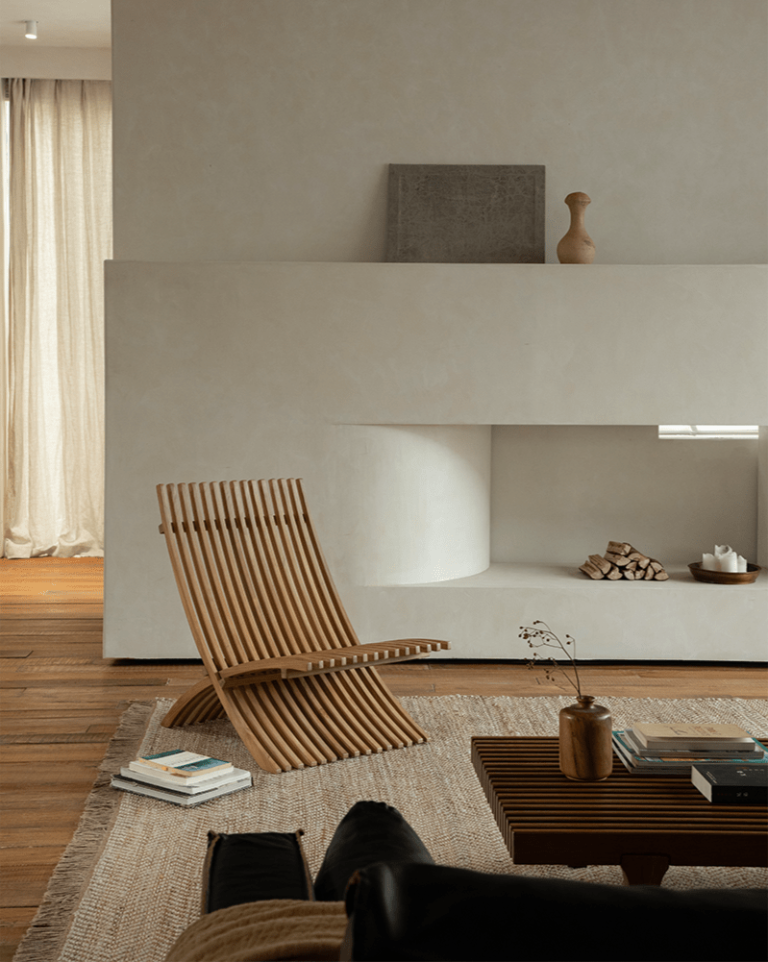 Oly Lounge Chair - Folding wooden chair in modern living room, ideal for indoor relaxation and portable comfort