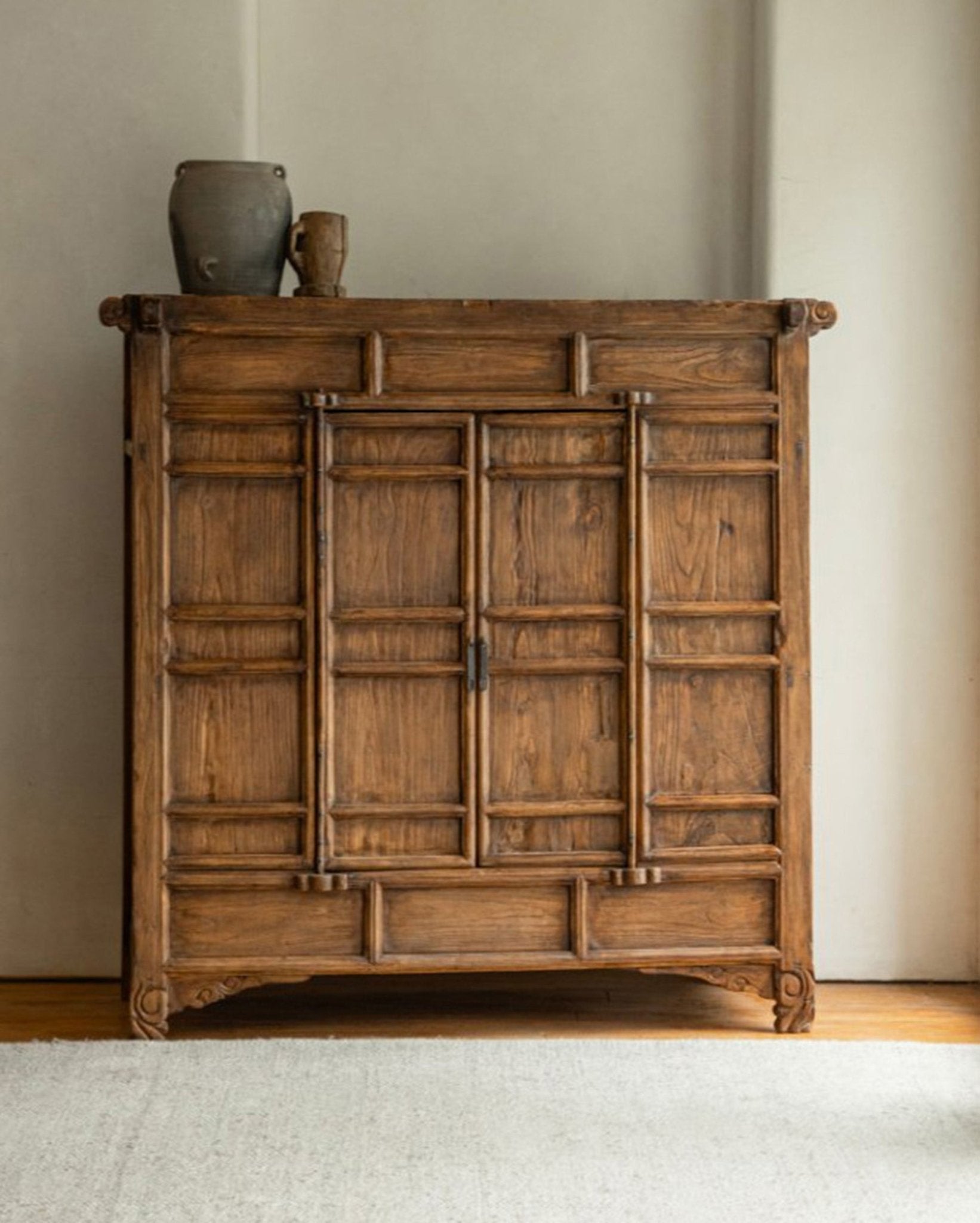 Antique Chinese Cabinet - ZM Home