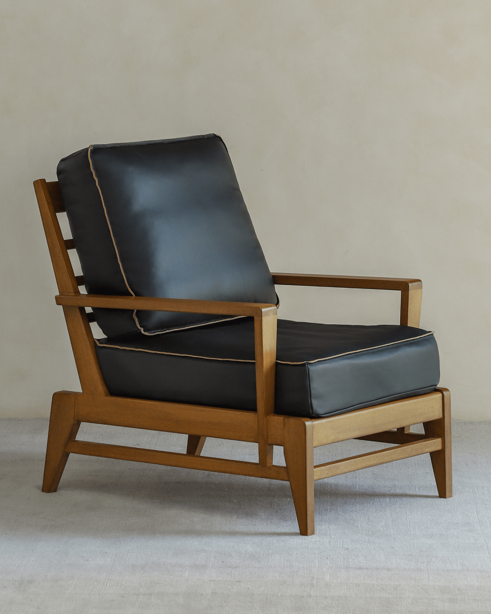 Rene Leather Lounge Chair - ZM Home