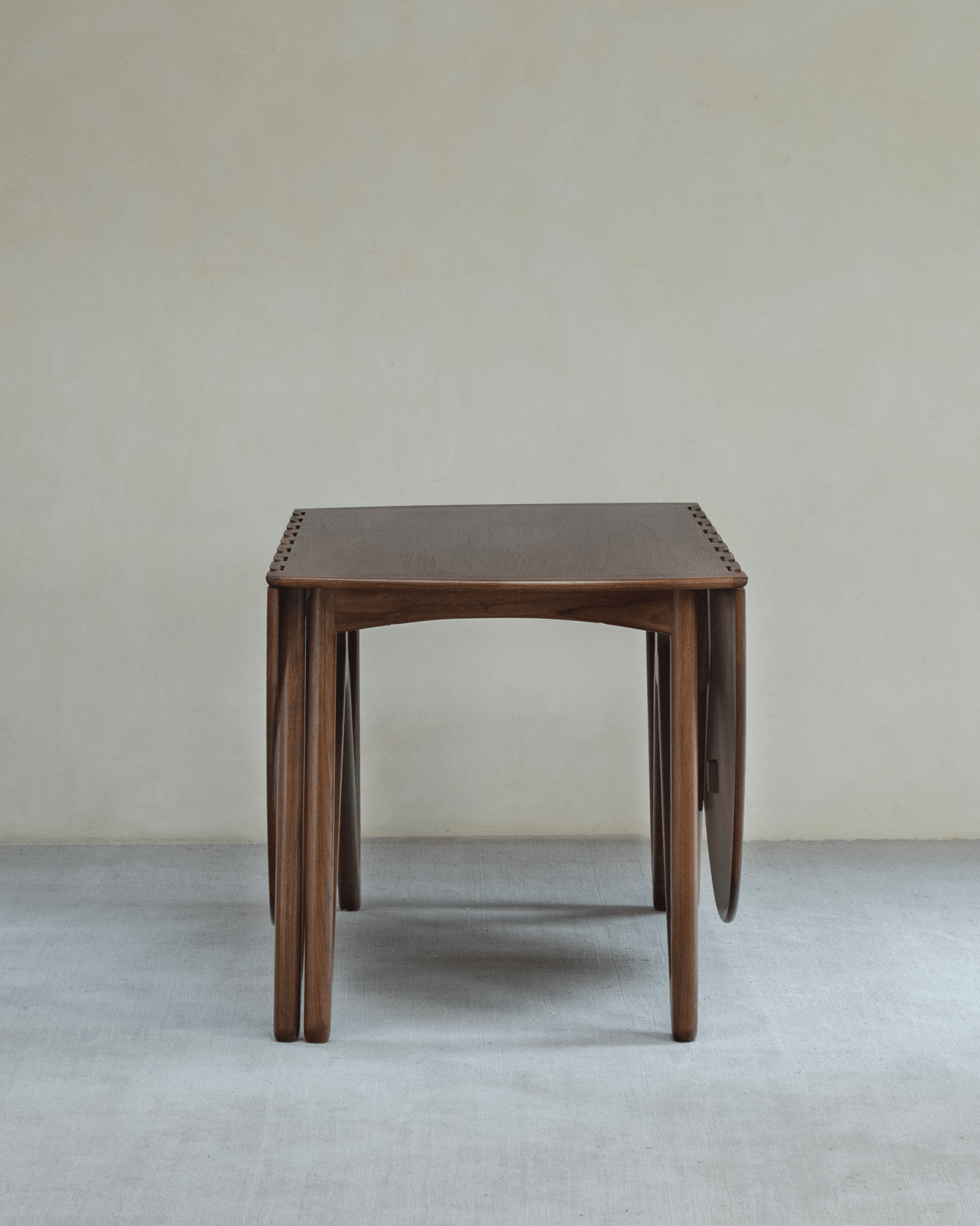 Foldable Teak Coffee Table | Mid-Century Style Foldable Teak Coffee Table | Mid-Century Style