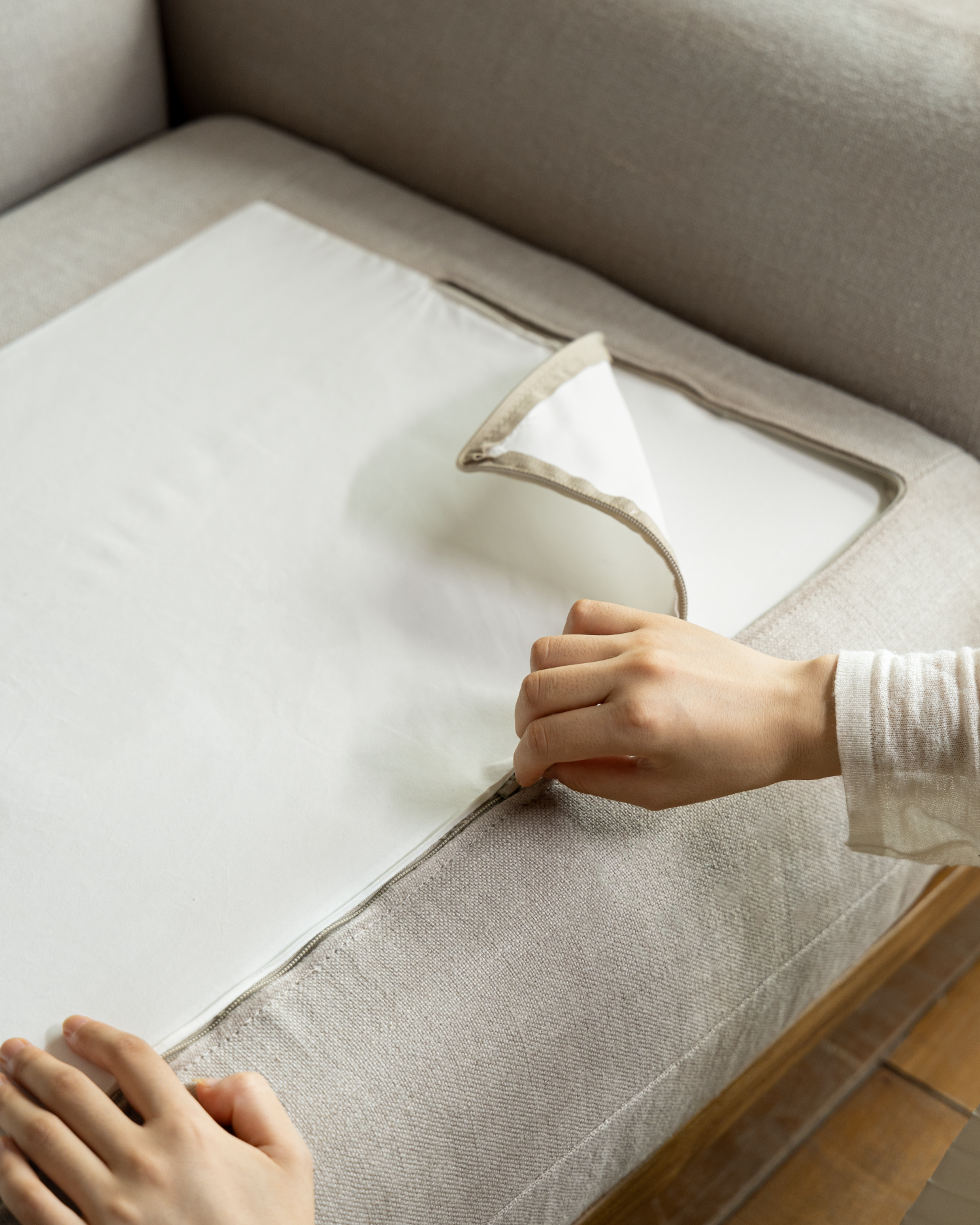 Adrian Sofa - ZM Home