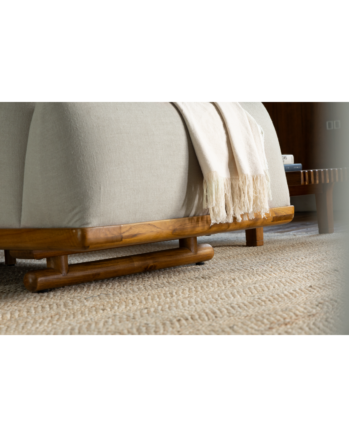 Adrian Sofa