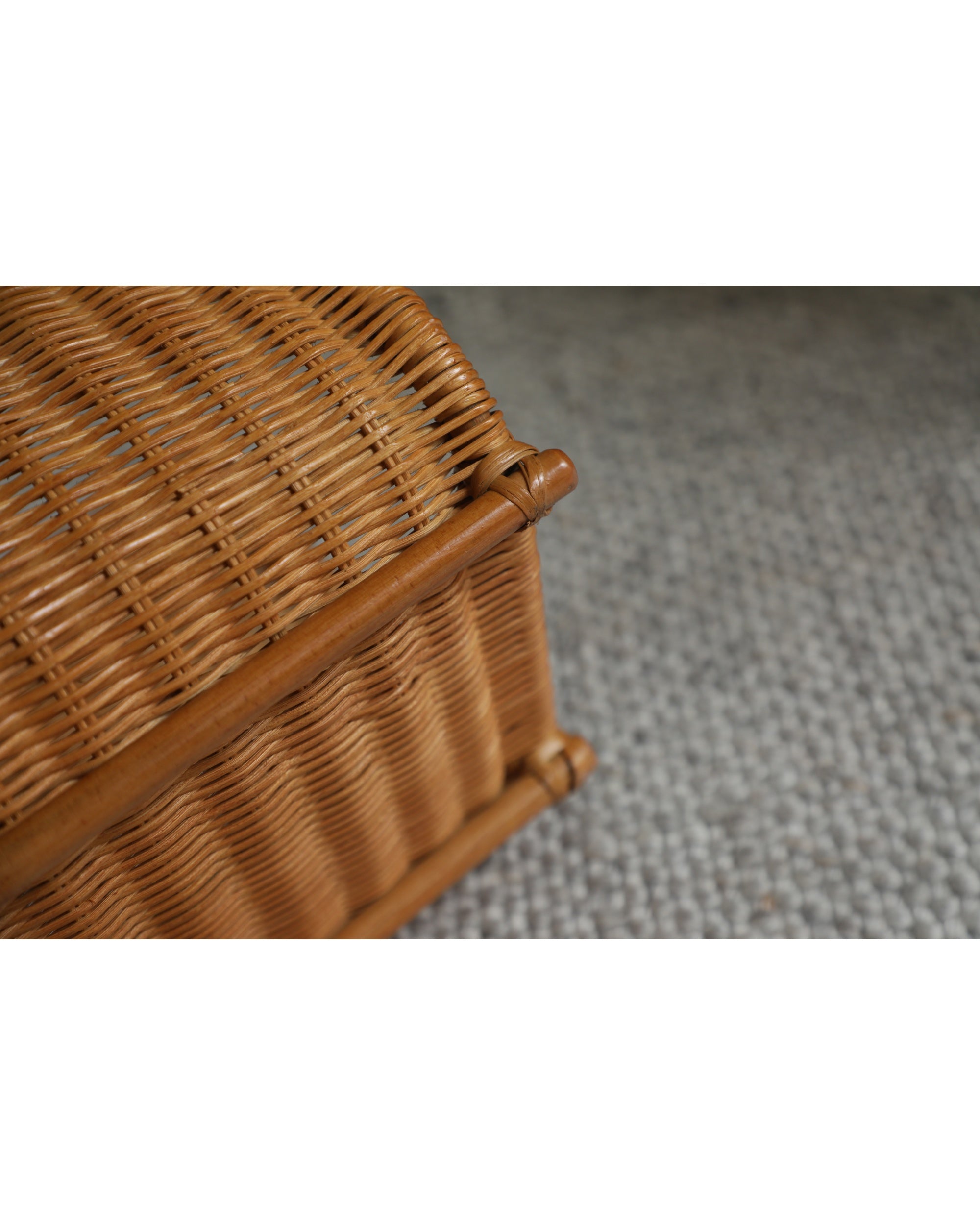 Premium textured woven Folio Caddy book basket