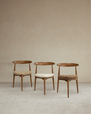 Heart Dining Chair - Danish design with oak wood frame, available in bouclé and shearling fabric