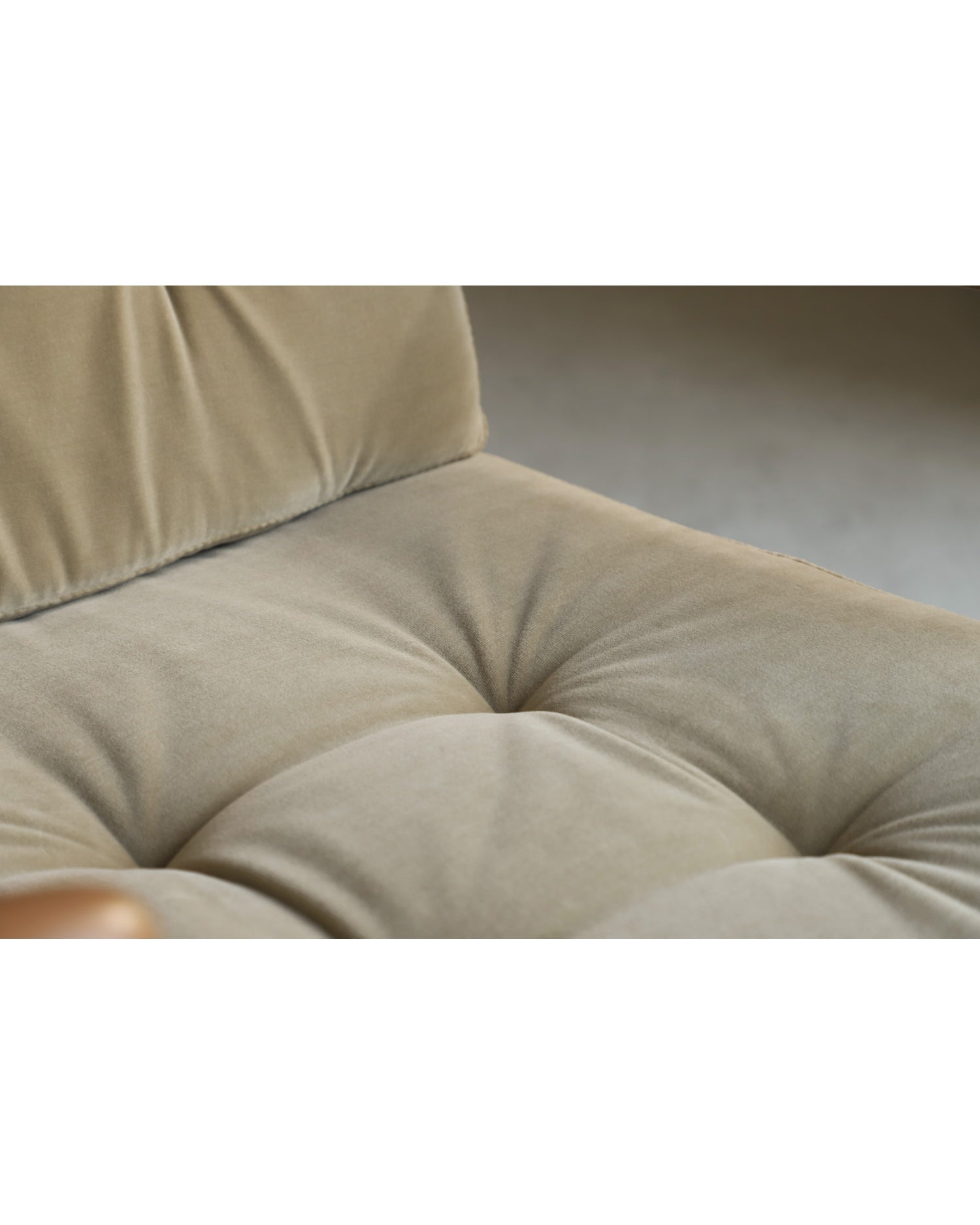 Elise Lounge Chair