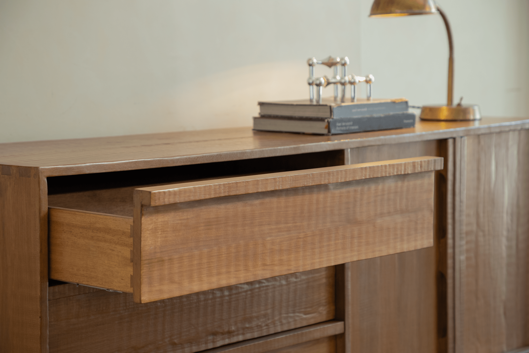 NO.32 Sideboard - ZM Home