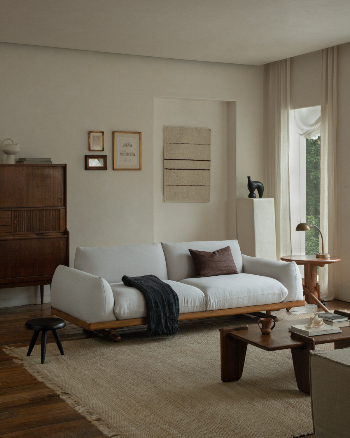 Adrian Sofa