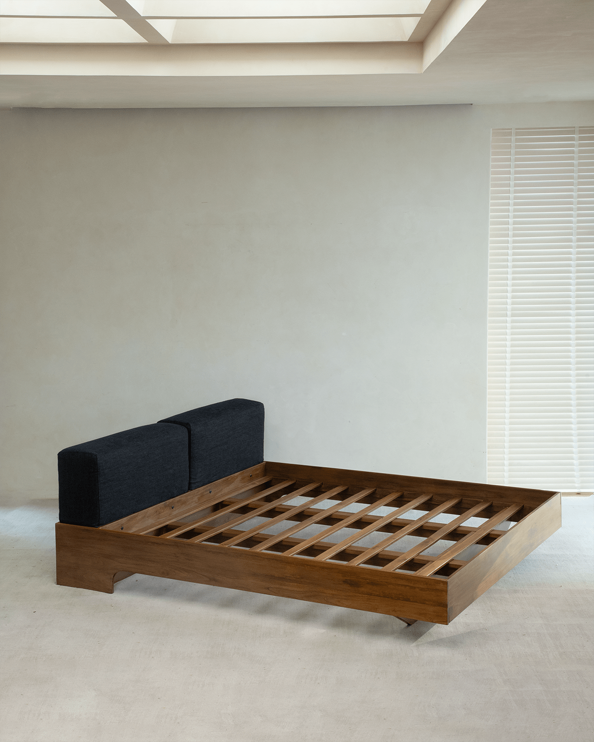 Matteo Bed - ZM Home