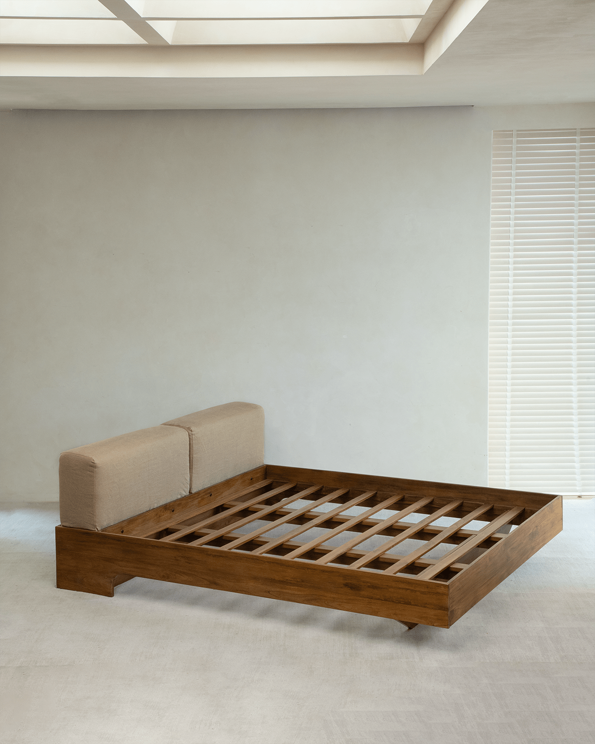 Matteo Bed - ZM Home