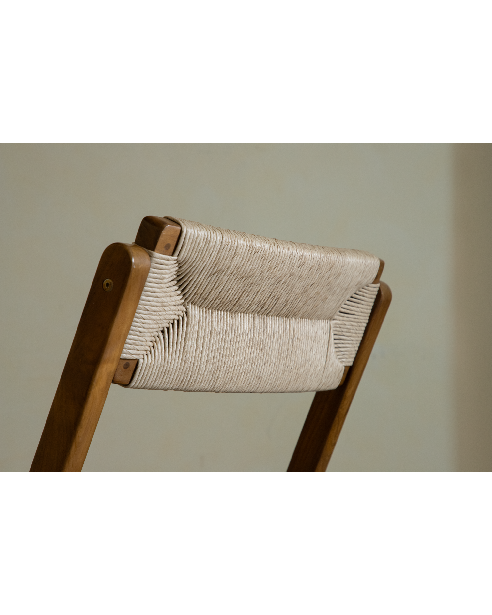 Clara Folding Chair