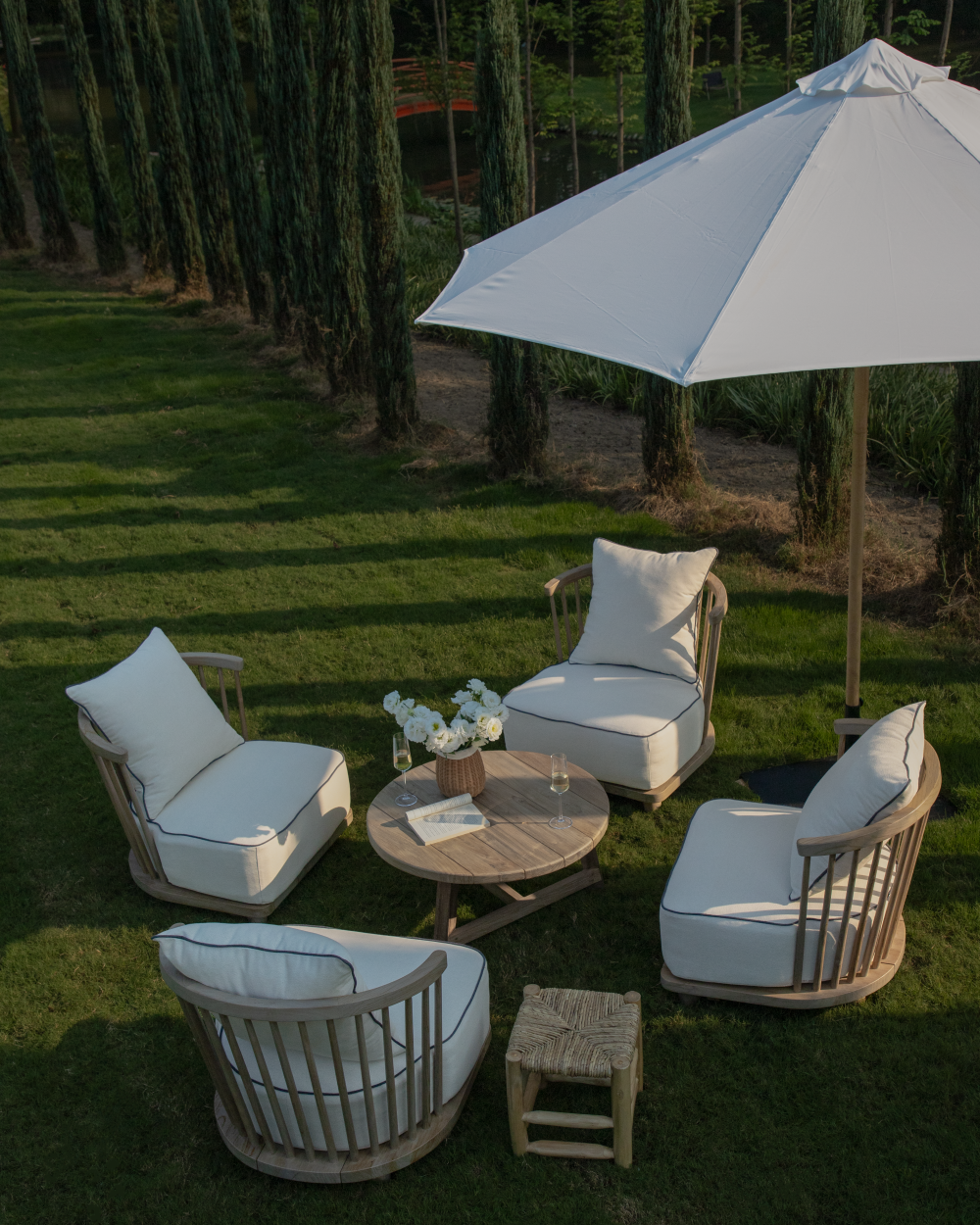 Riven Outdoor Lounge Chair