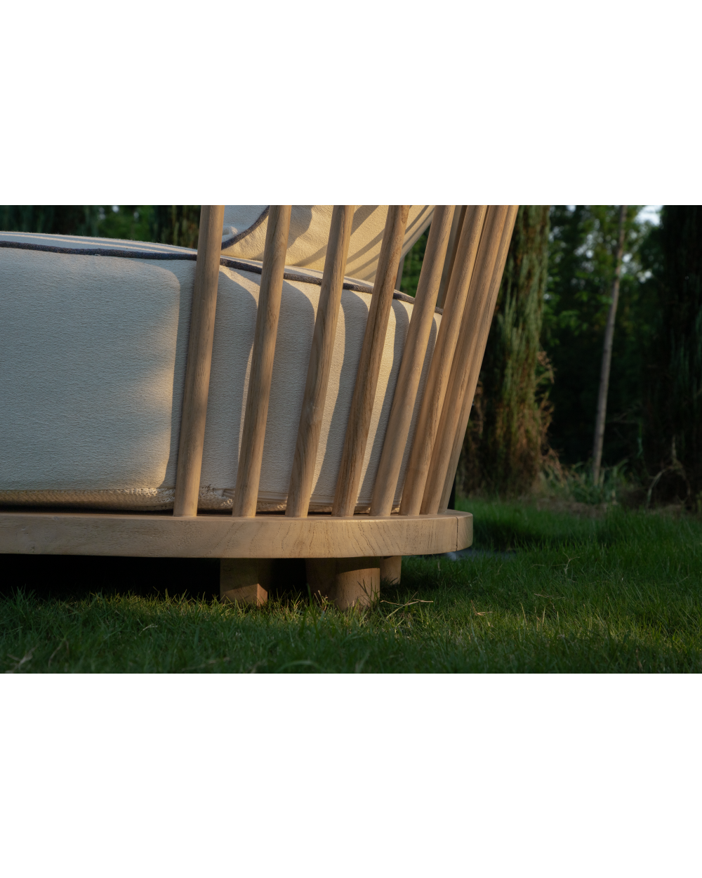 Riven Outdoor Lounge Chair