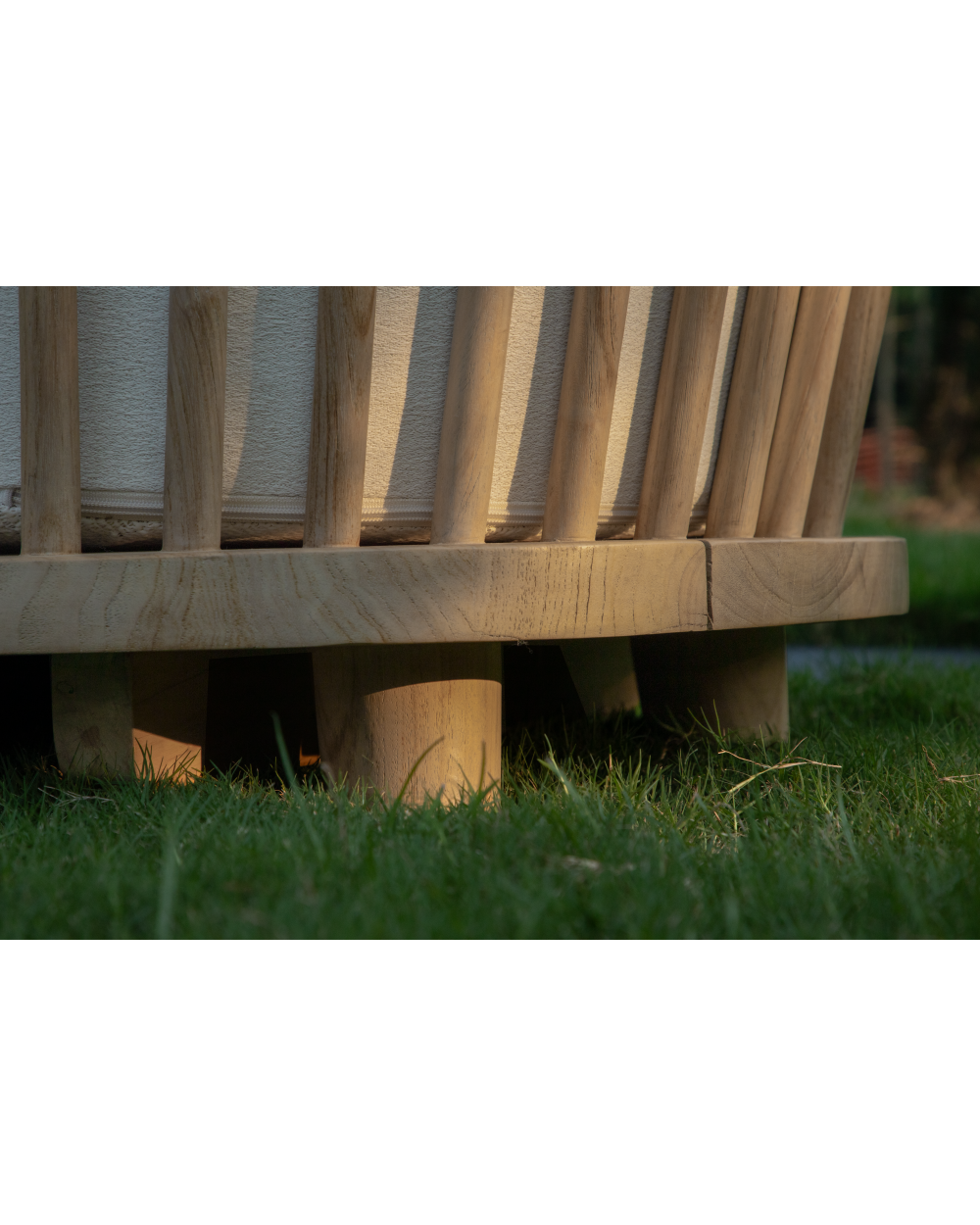 Riven Outdoor Lounge Chair