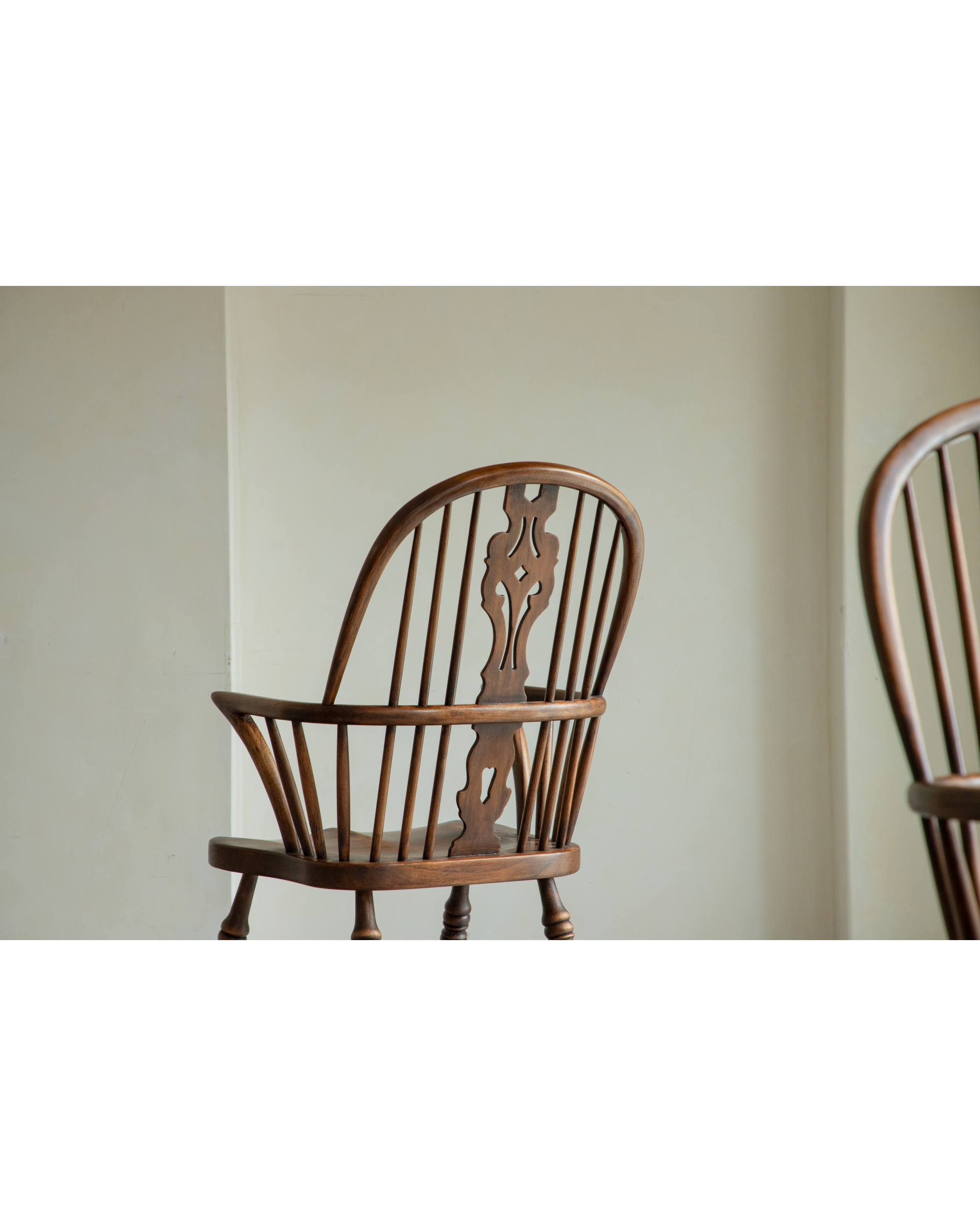 Windsor Chair | Vintage Solid Wood Lounge Chair, High Back - ZM Home