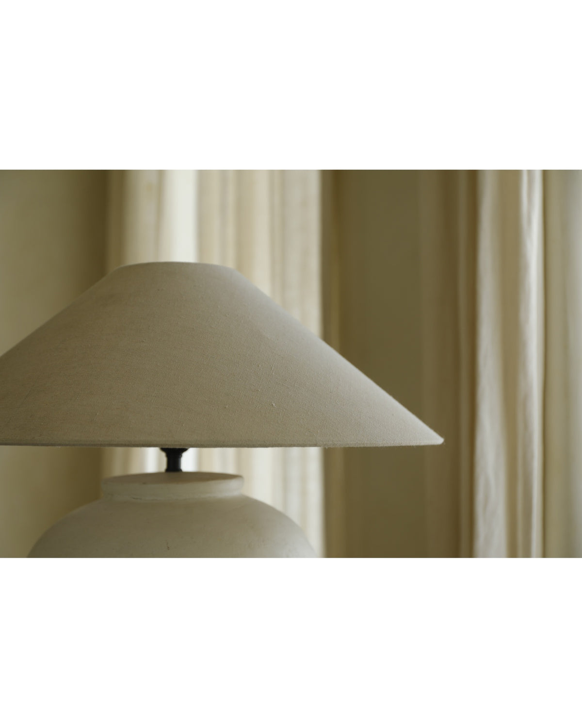 Moon Ceramic Lamp