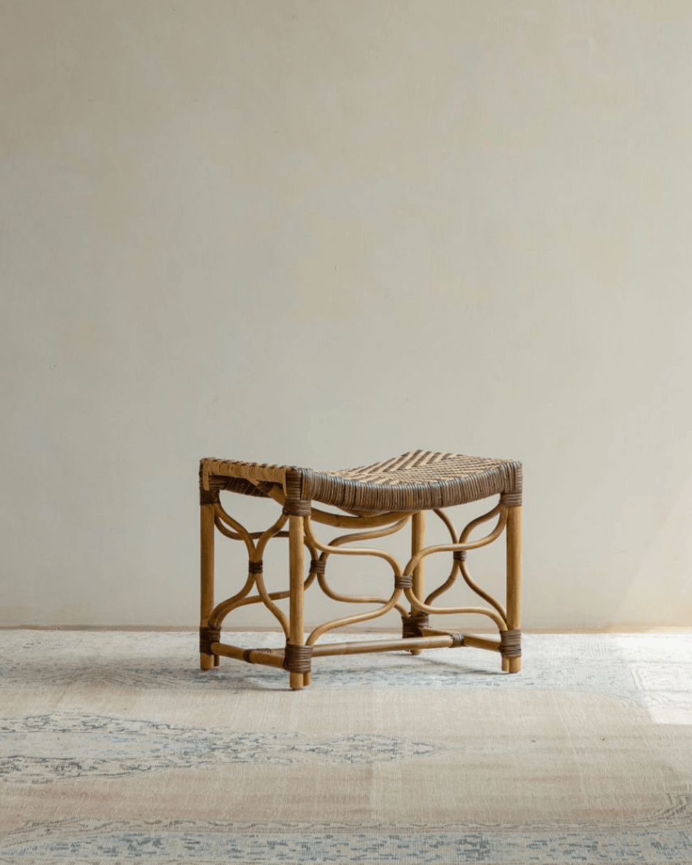 swivel stool