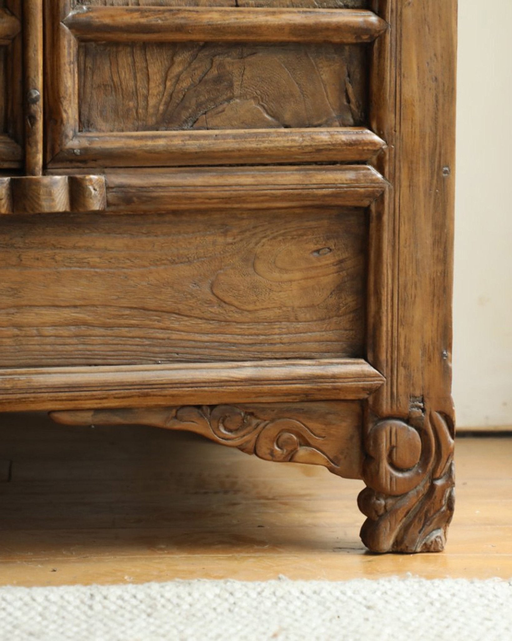 Antique Chinese Cabinet - ZM Home