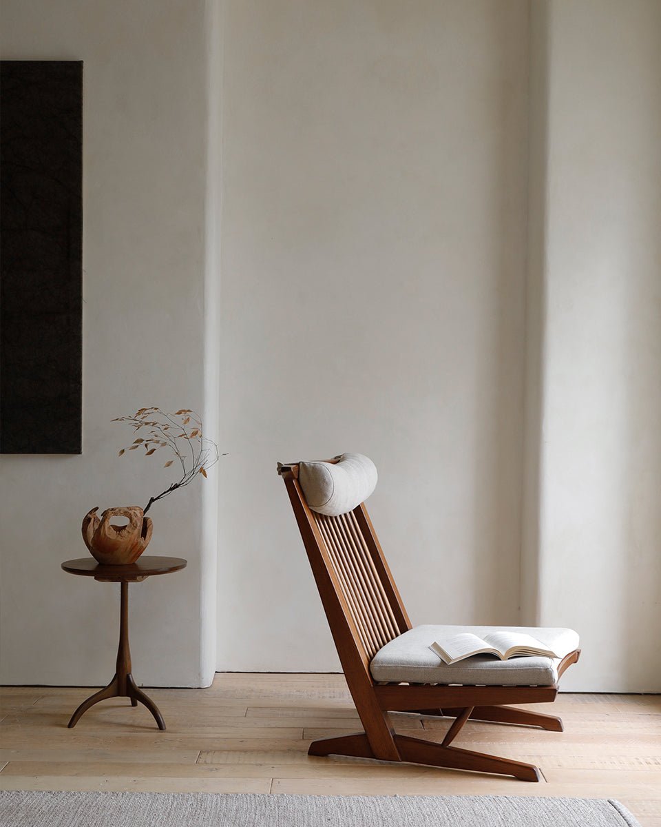 George Lounge Chair in teak wood with light cushion, modern design for living room.